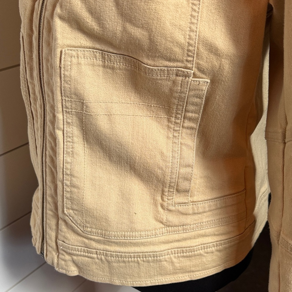 Ralph Lauren butter Yellow Barn Jacket - Picture 6 of 10